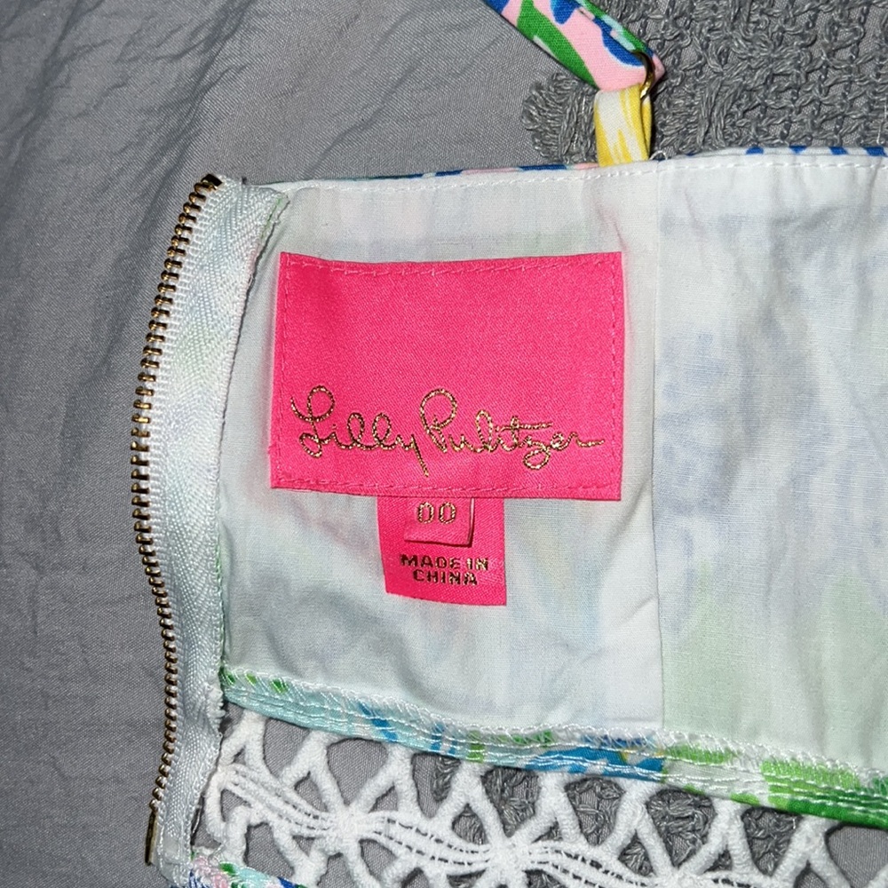 Lilly Pulitzer Cheek to Cheek Jan Eyelet Crop Top - Picture 4 of 13